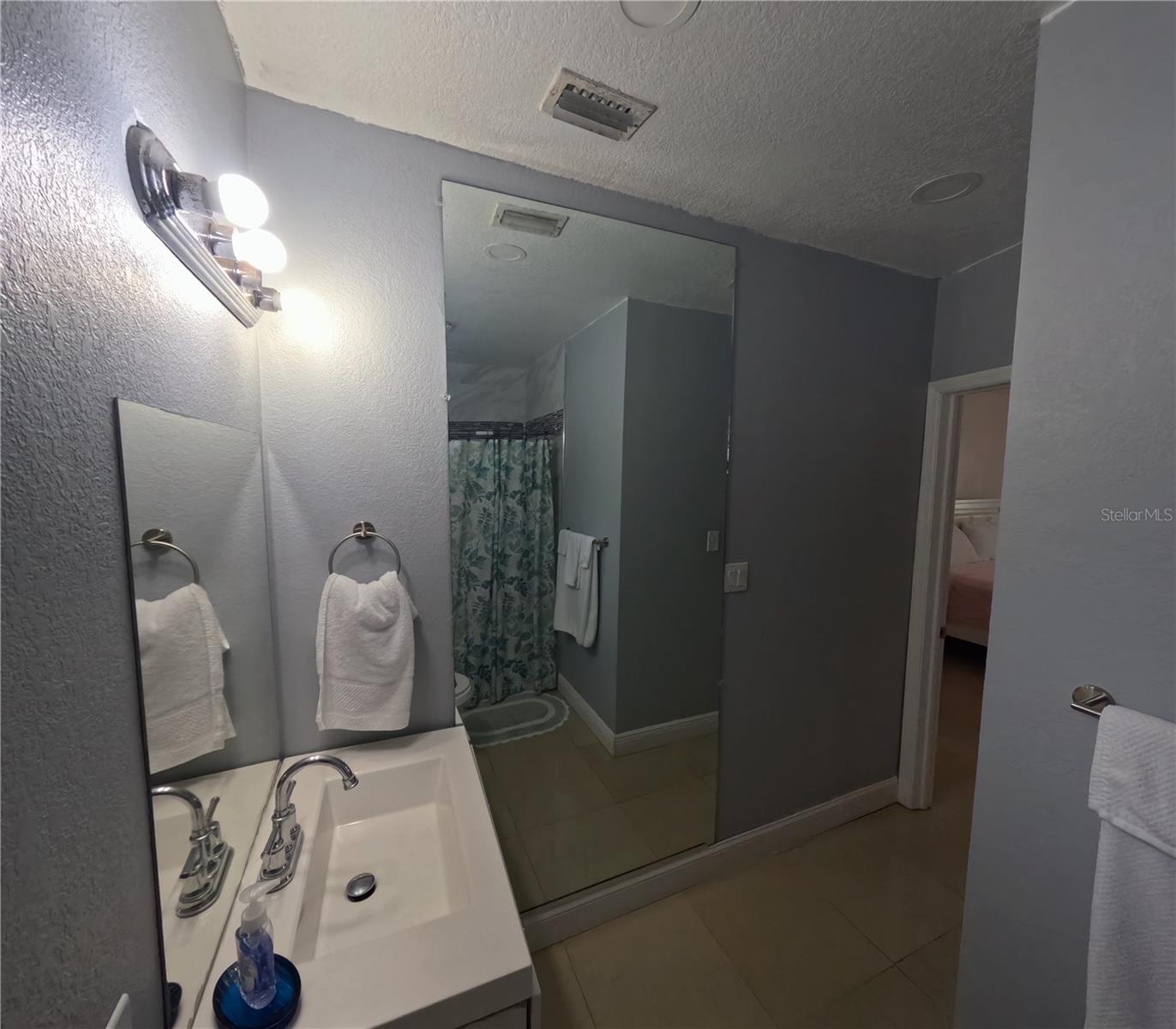 Image 42 of 76 For 8507 Brooks Street