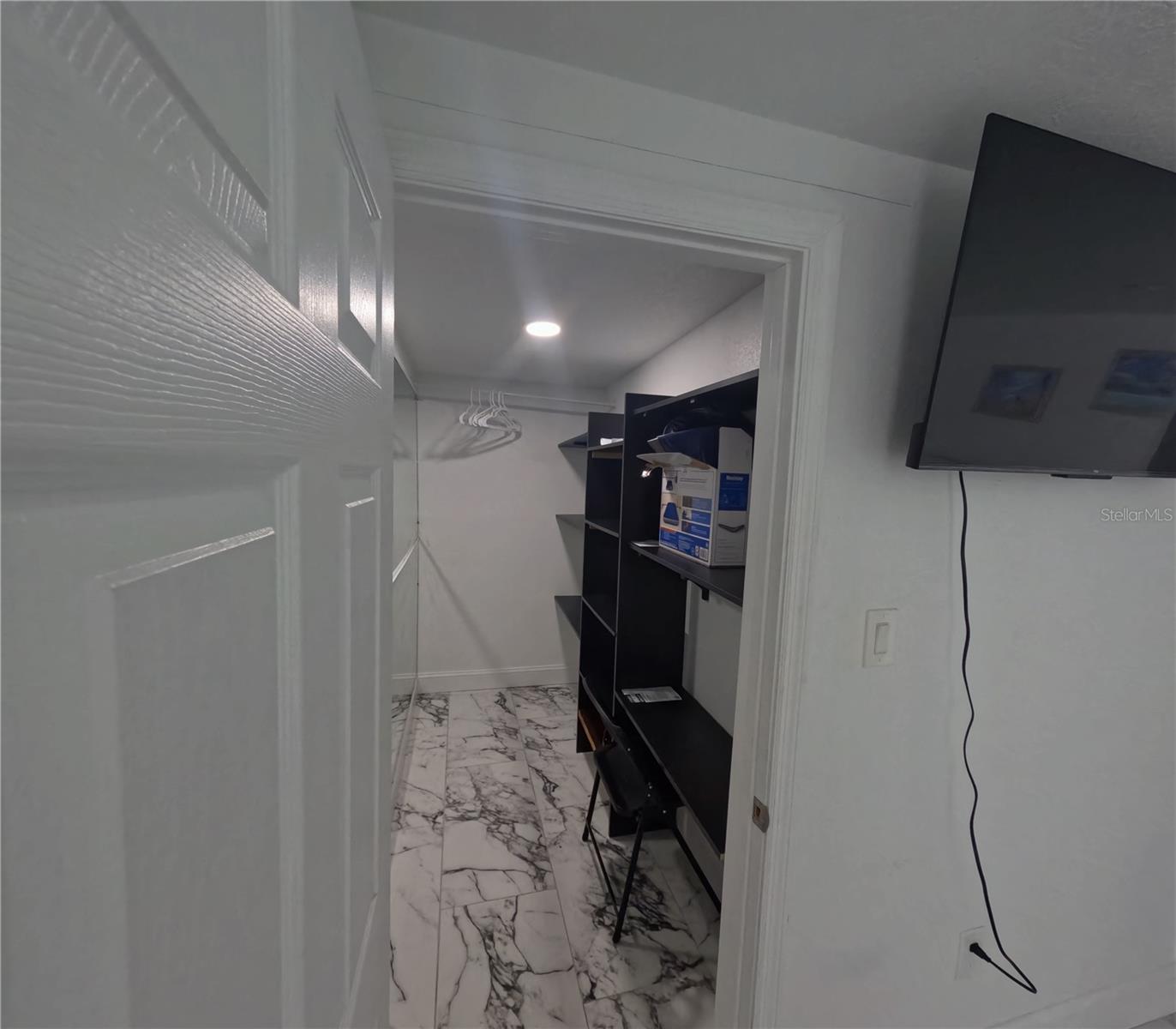 Image 58 of 76 For 8507 Brooks Street