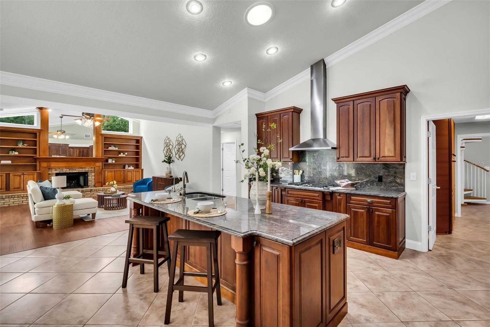 Image 15 of 85 For 1404 East Lake Woodlands Parkway