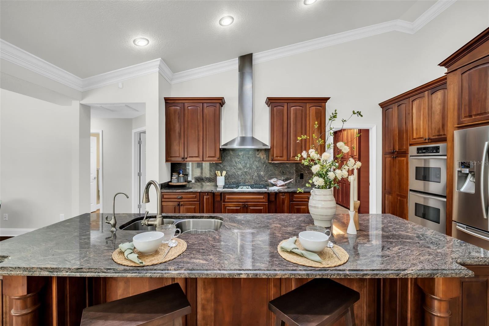 Image 17 of 85 For 1404 East Lake Woodlands Parkway