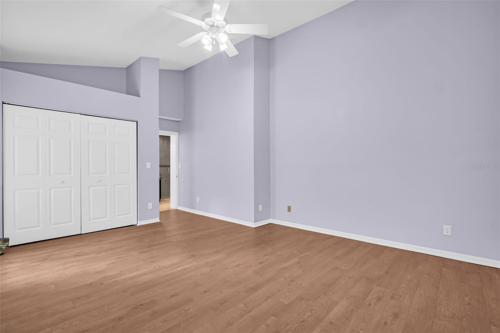 Image 38 of 85 For 1404 East Lake Woodlands Parkway