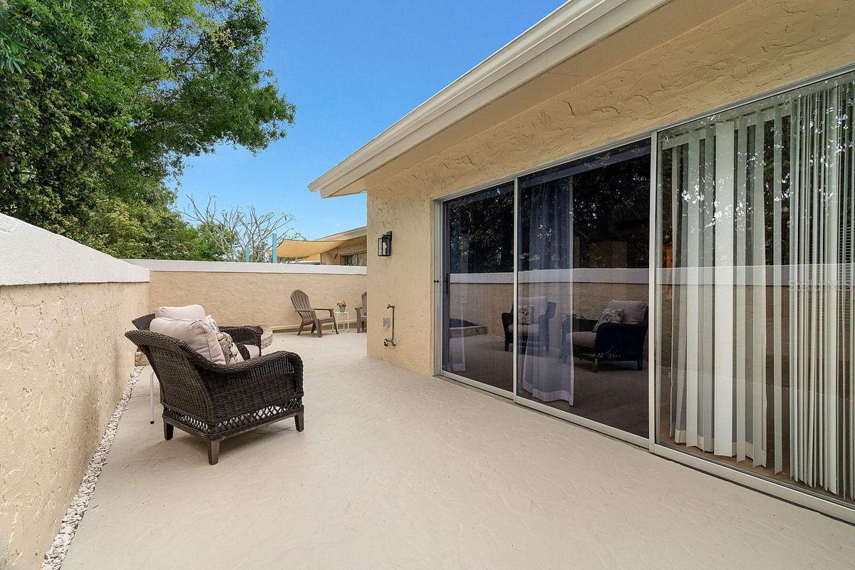 Image 28 of 60 For 1607 Amberlea Drive S