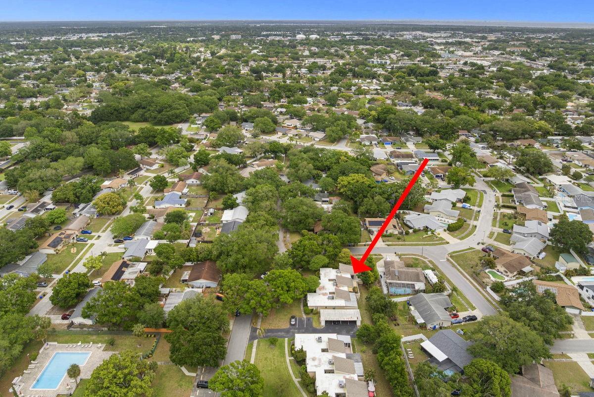 Image 4 of 60 For 1607 Amberlea Drive S