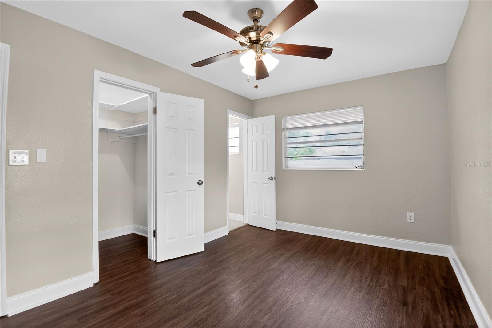 Image 19 of 27 For 713 Laisy Drive
