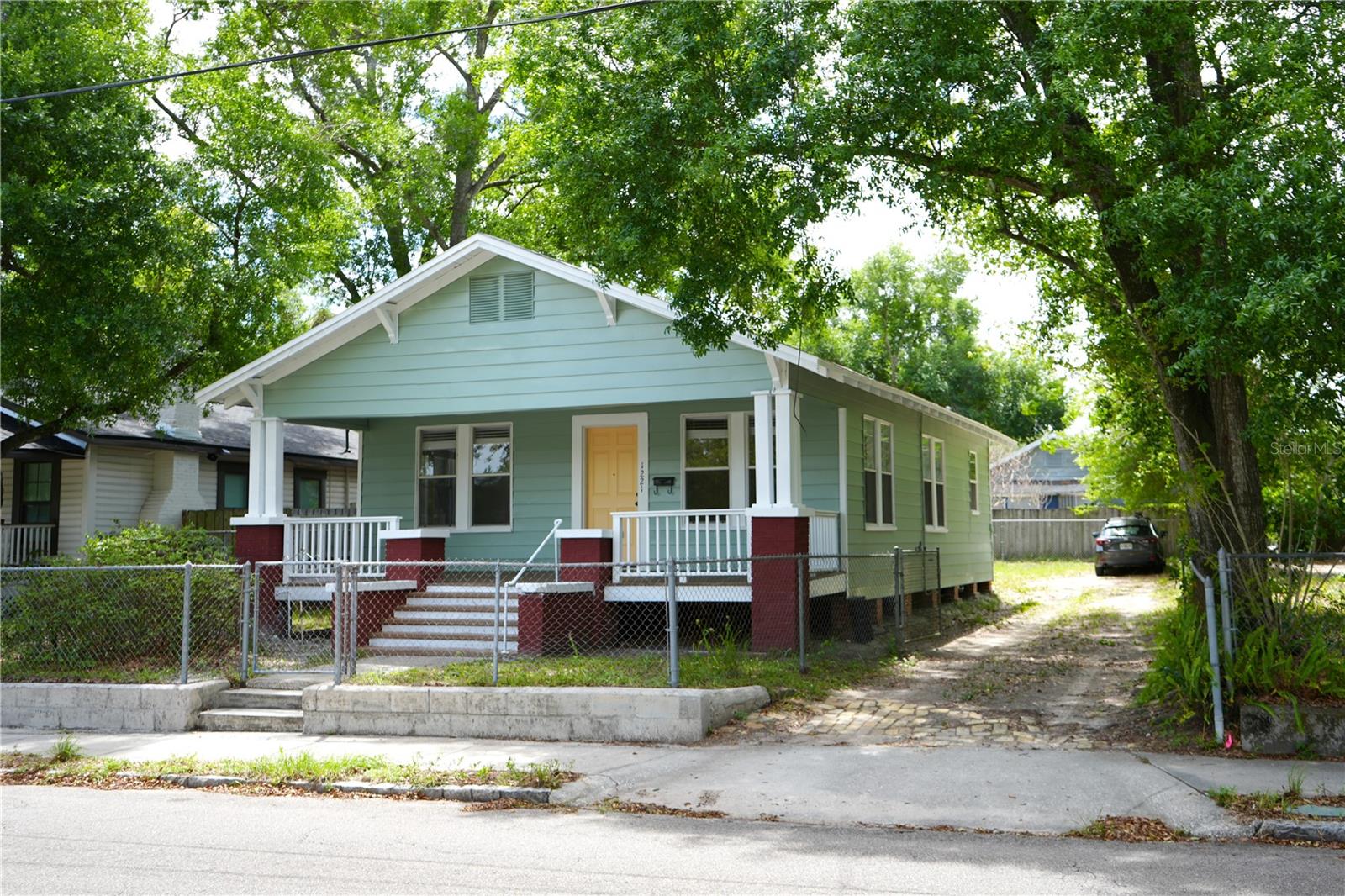 Image 2 of 16 For 1221 Osborne Avenue