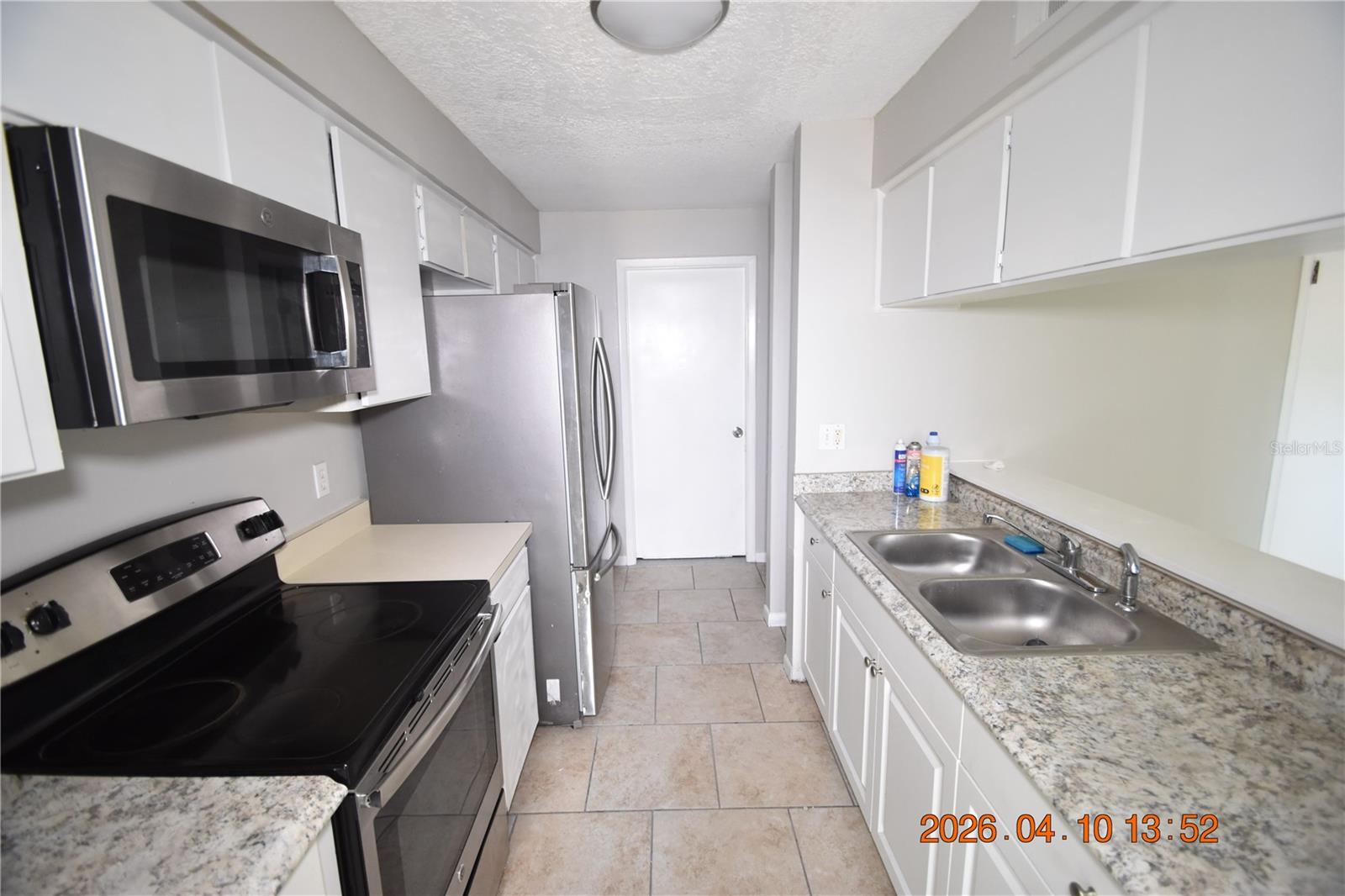 Image 13 of 38 For 12403 Joel Court