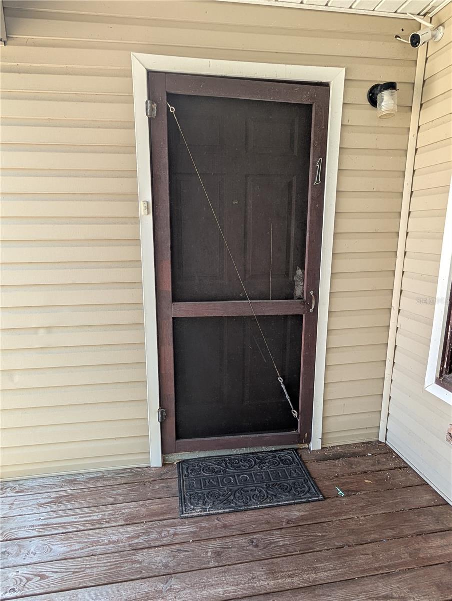 Image 2 of 17 For 2004 2nd Avenue E 1