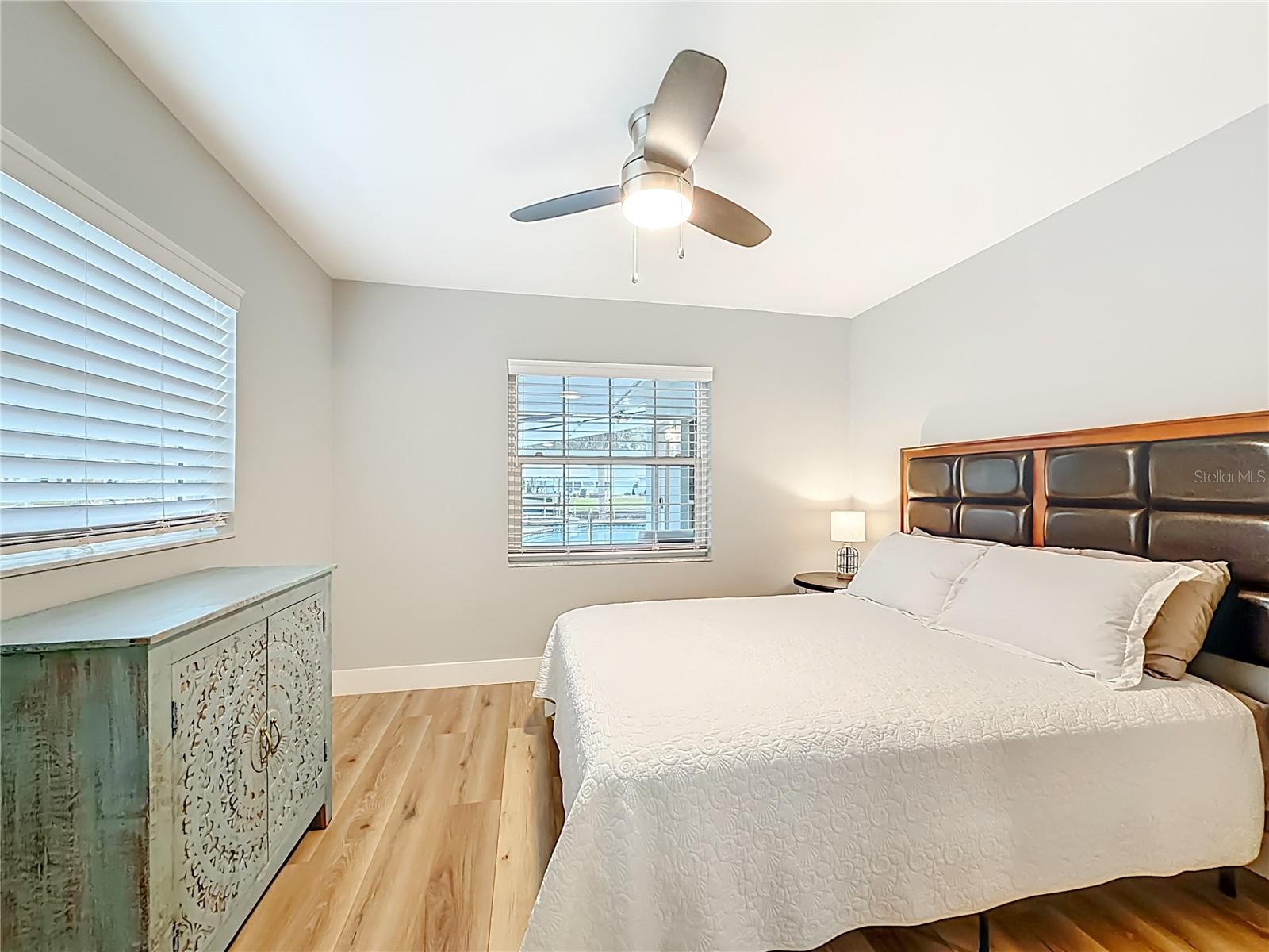 Listing photo id 23 for 1851 18th Street