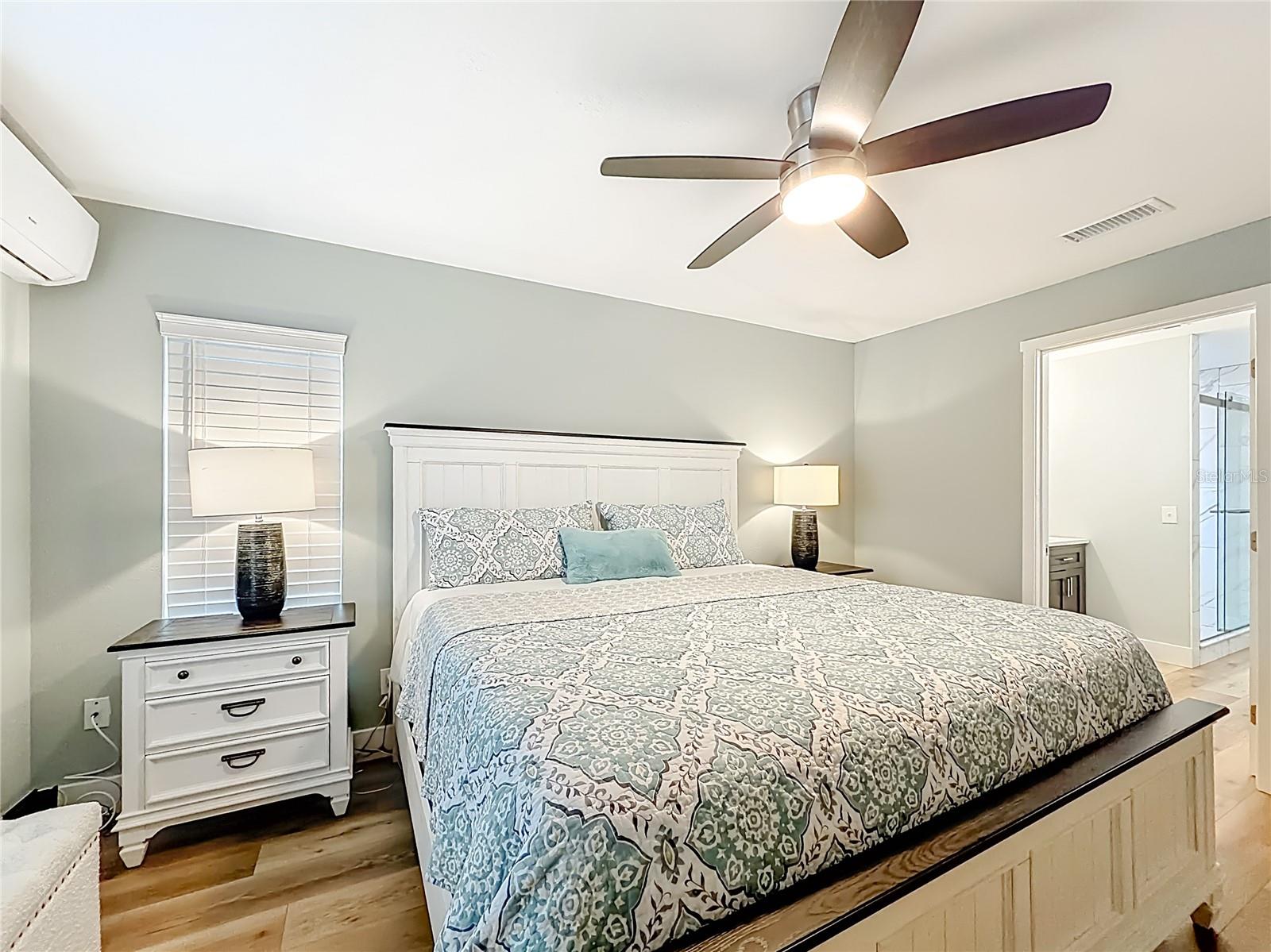 Listing photo id 31 for 1851 18th Street