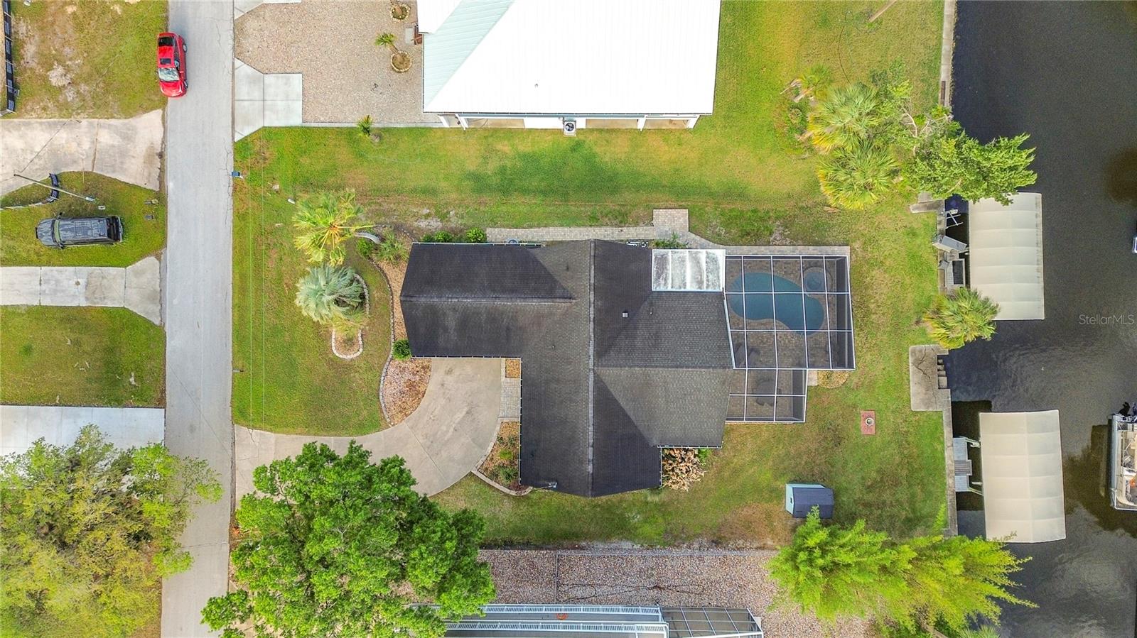 Listing photo id 53 for 1851 18th Street