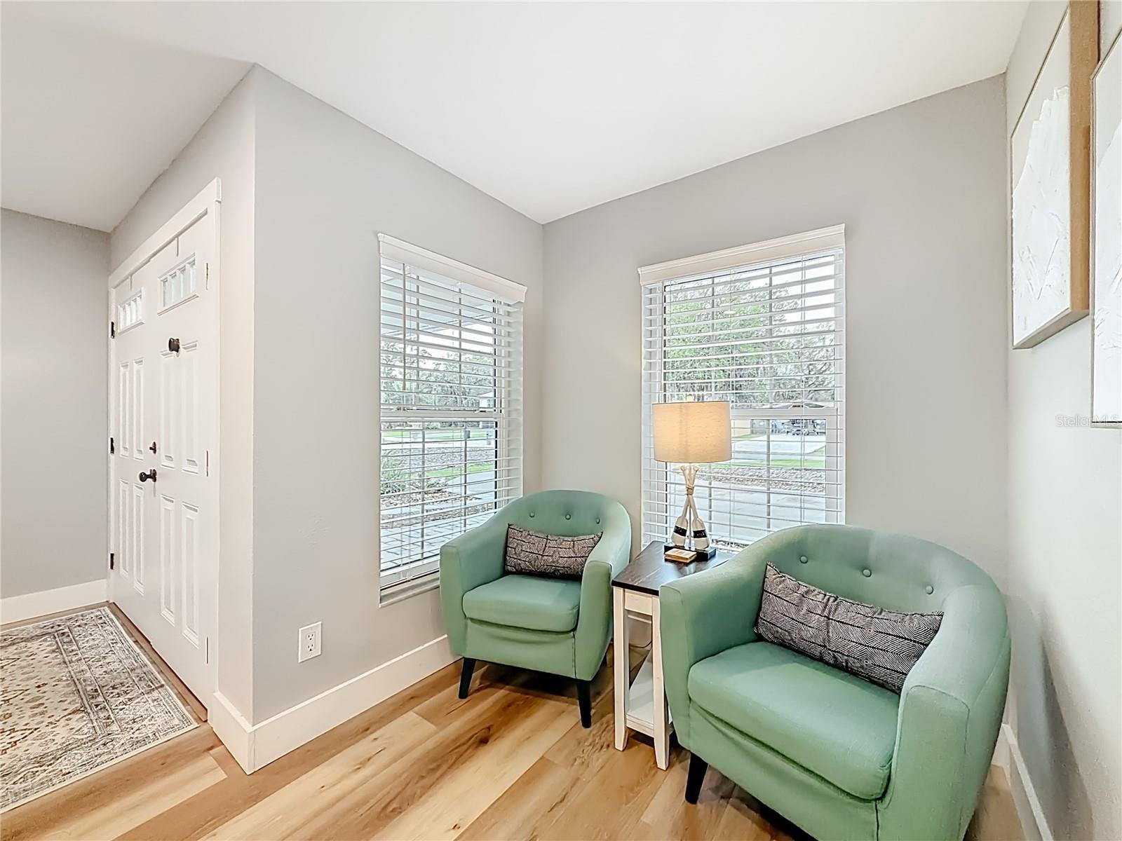 Listing photo id 4 for 1851 18th Street