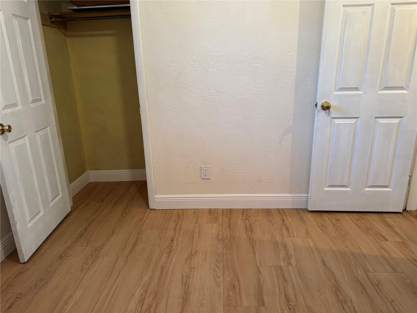 Image 20 of 29 For 1930 Walton Street S