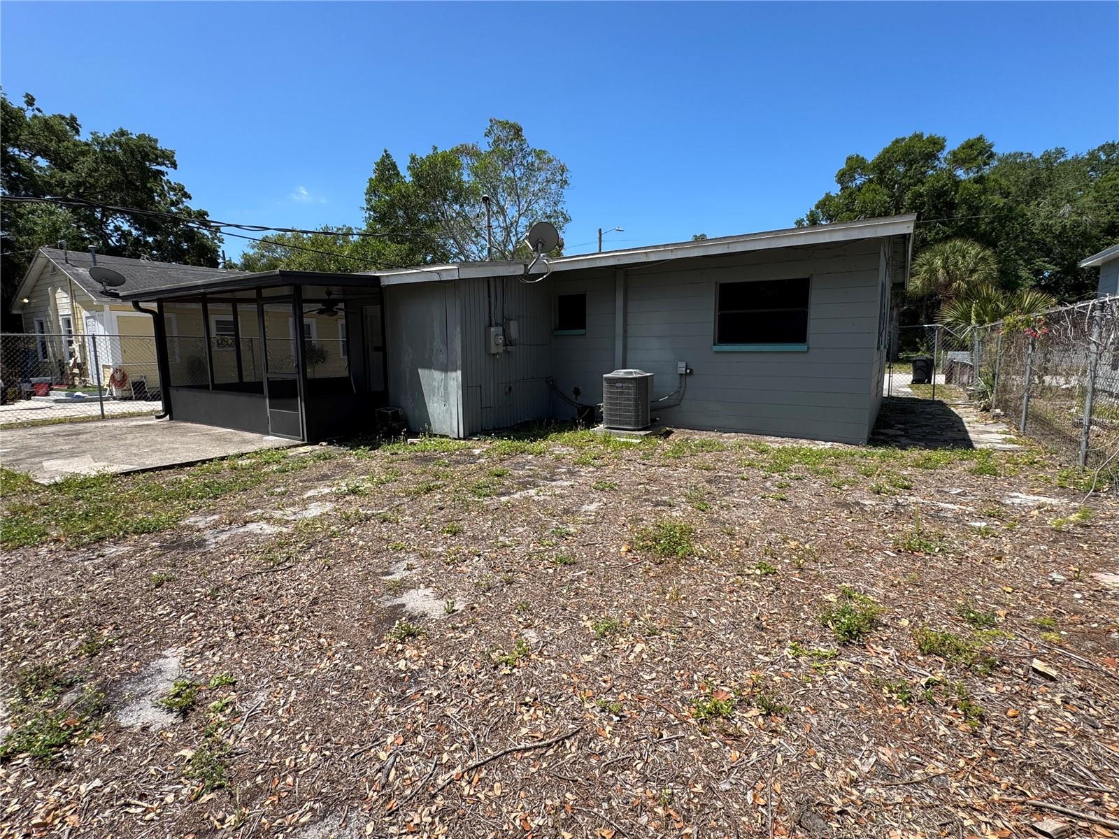 Image 24 of 29 For 1930 Walton Street S