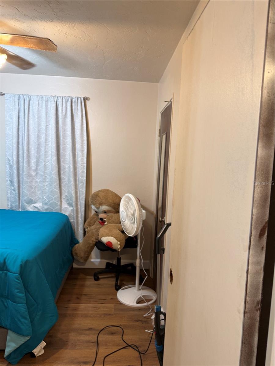 Image 12 of 18 For 4108 Leila Avenue