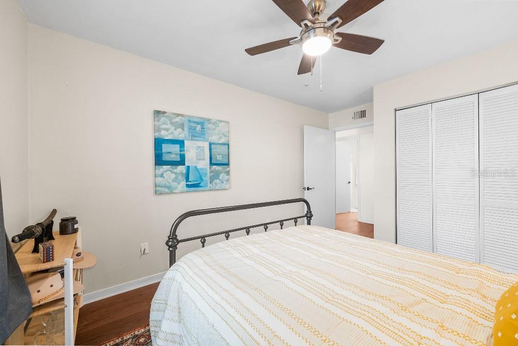 Image 13 of 18 For 2360 Archer Road 504