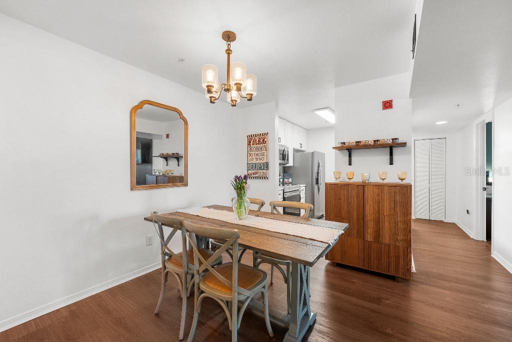 Image 4 of 18 For 2360 Archer Road 504