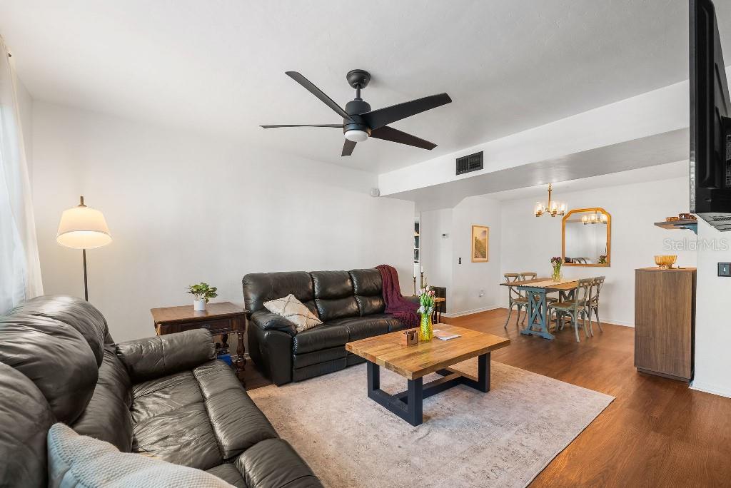 Image 8 of 18 For 2360 Archer Road 504