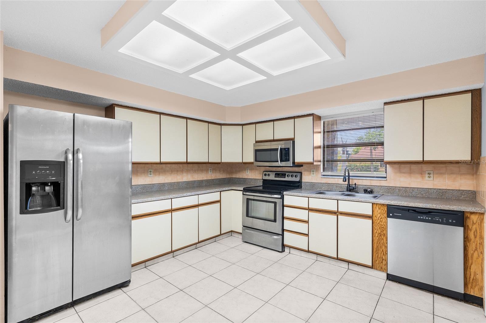 Image 19 of 43 For 3030 Shadow Oaks Drive