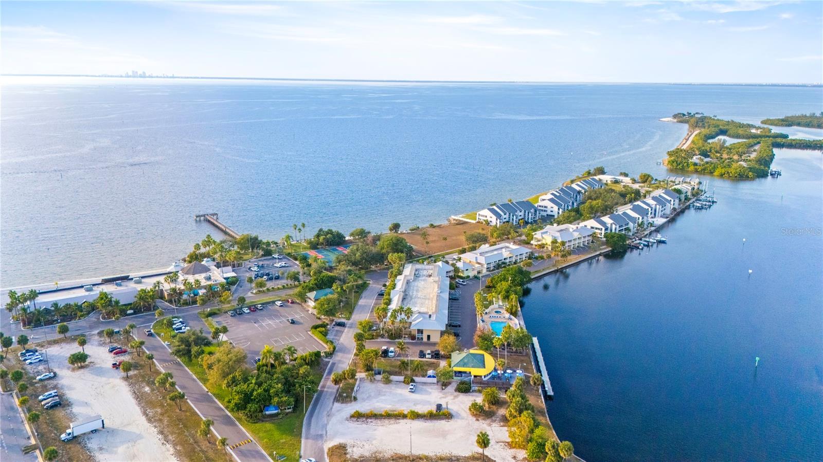 Image 26 of 92 For 611 Destiny Drive 410