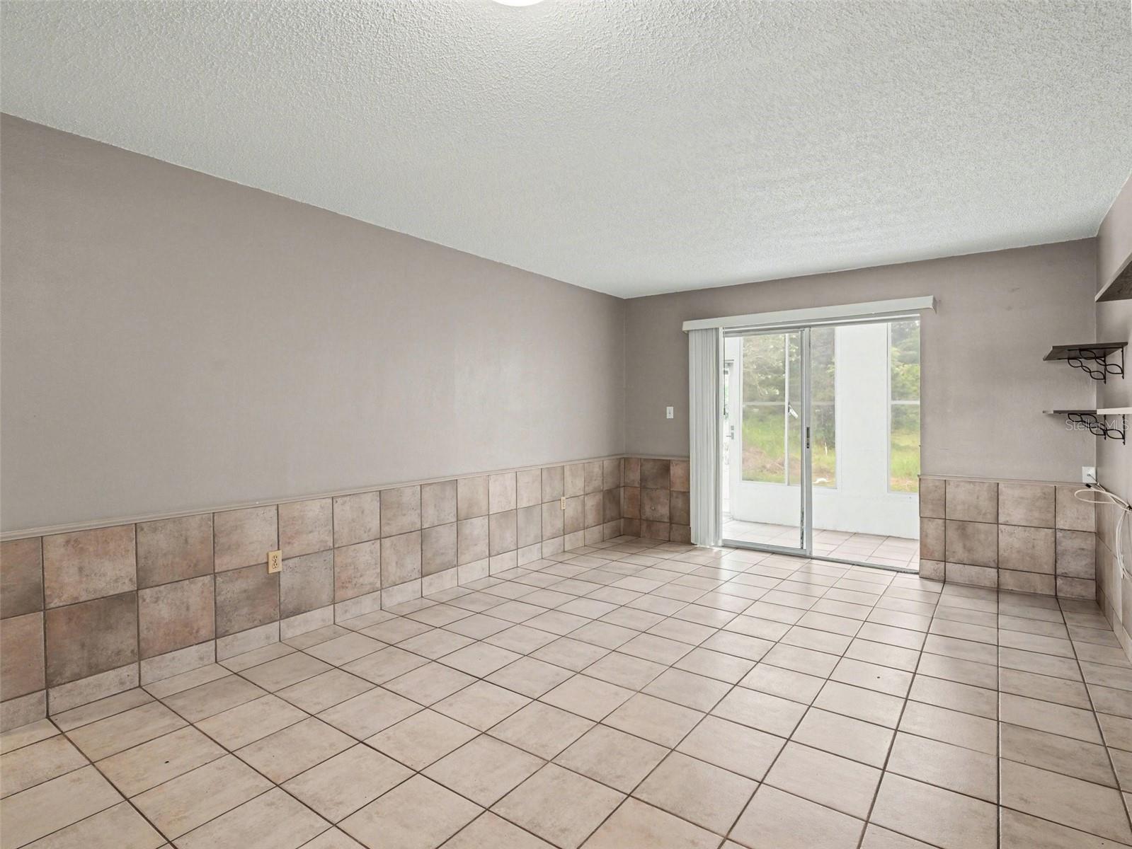 Image 10 of 24 For 4506 3rd Street Circle W 256