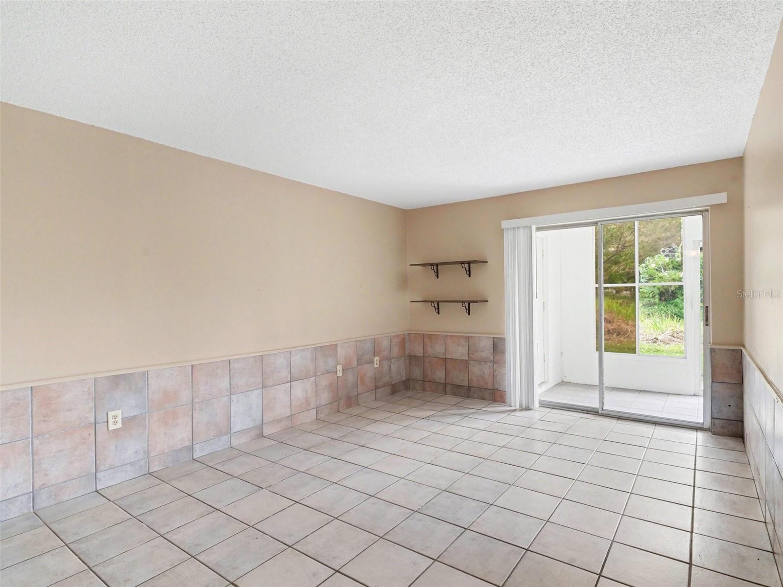 Image 17 of 24 For 4506 3rd Street Circle W 256