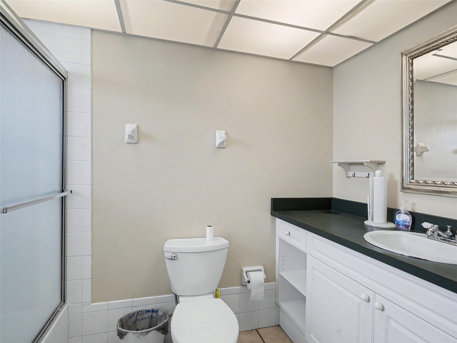 Image 19 of 24 For 4506 3rd Street Circle W 256