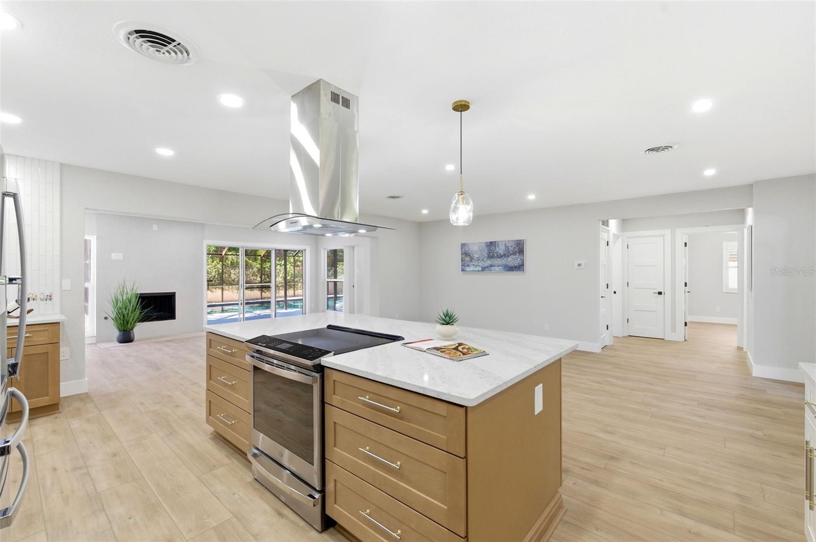 Image 20 of 70 For 8326 40th Place N