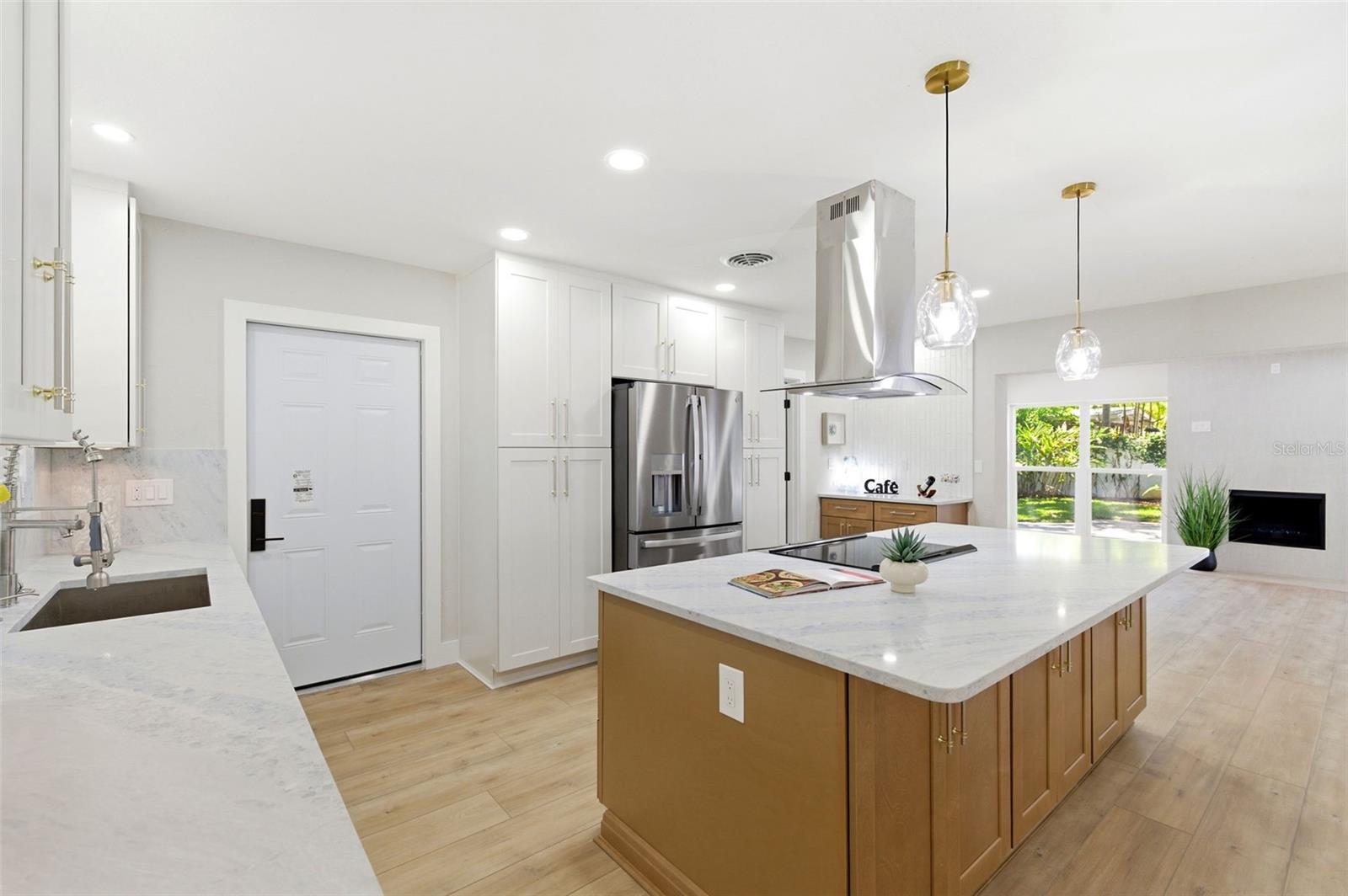 Image 21 of 70 For 8326 40th Place N