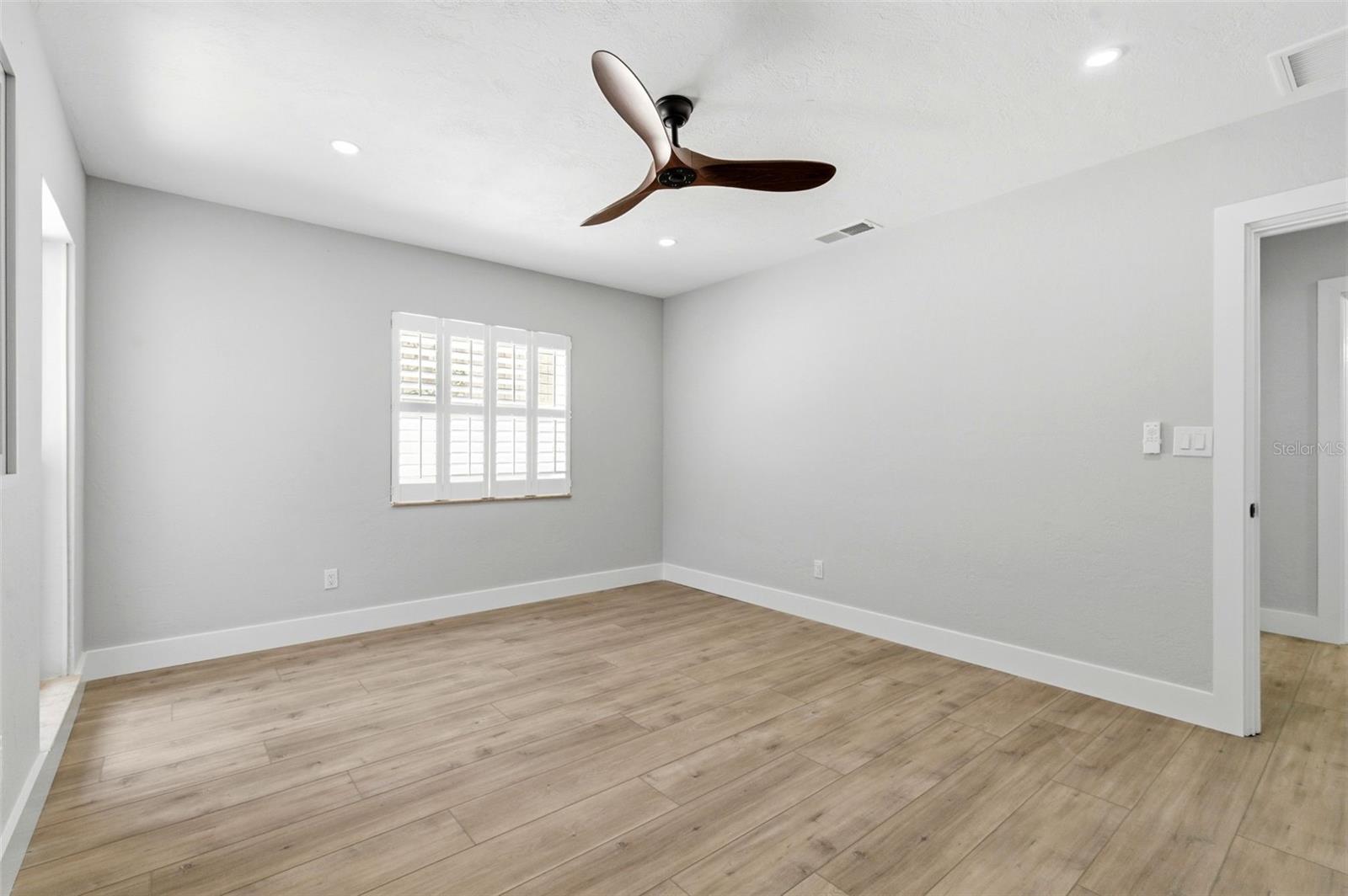 Image 36 of 70 For 8326 40th Place N