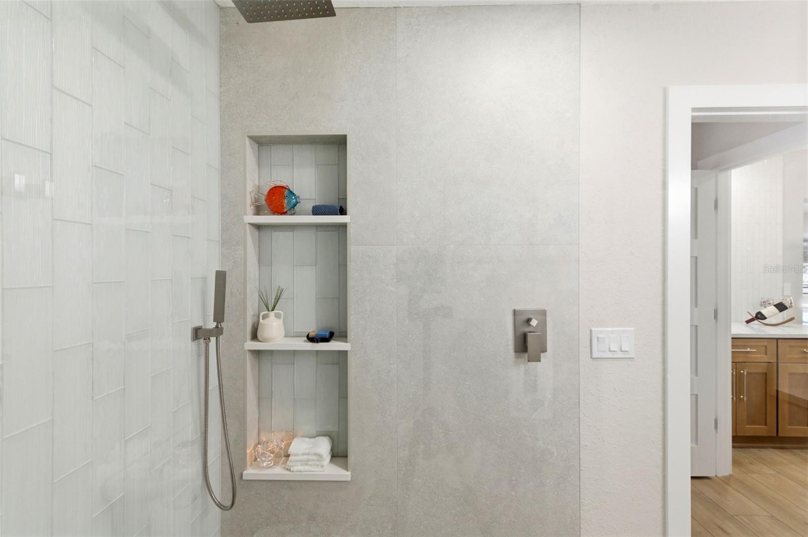 Image 41 of 70 For 8326 40th Place N