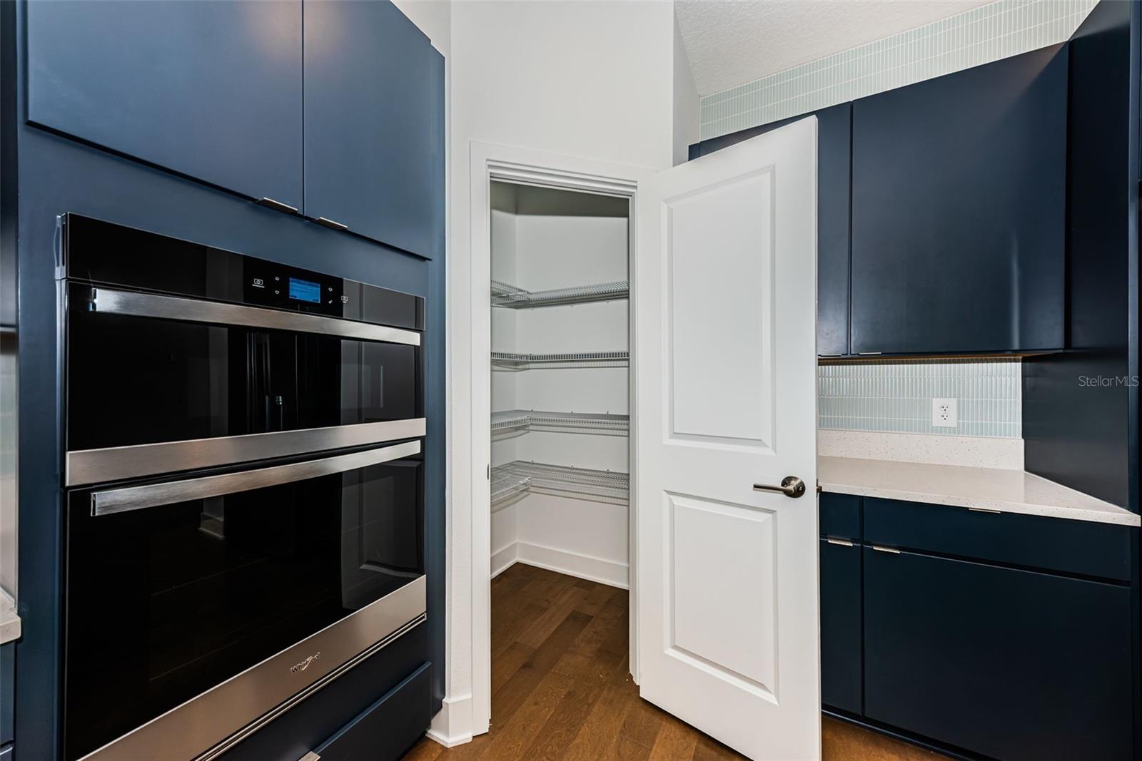 Image 17 of 50 For 1701 25th Avenue N