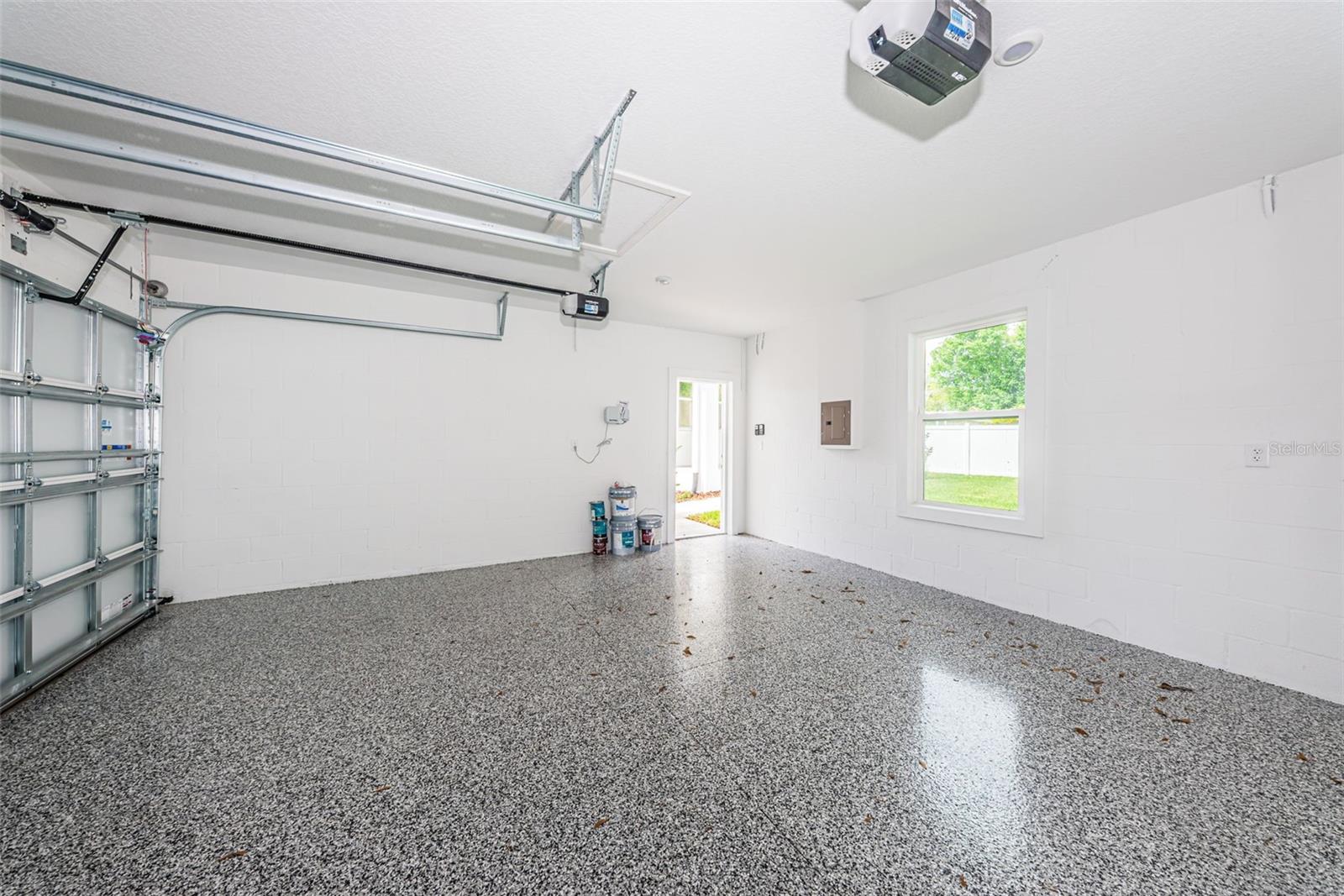 Image 42 of 50 For 1701 25th Avenue N