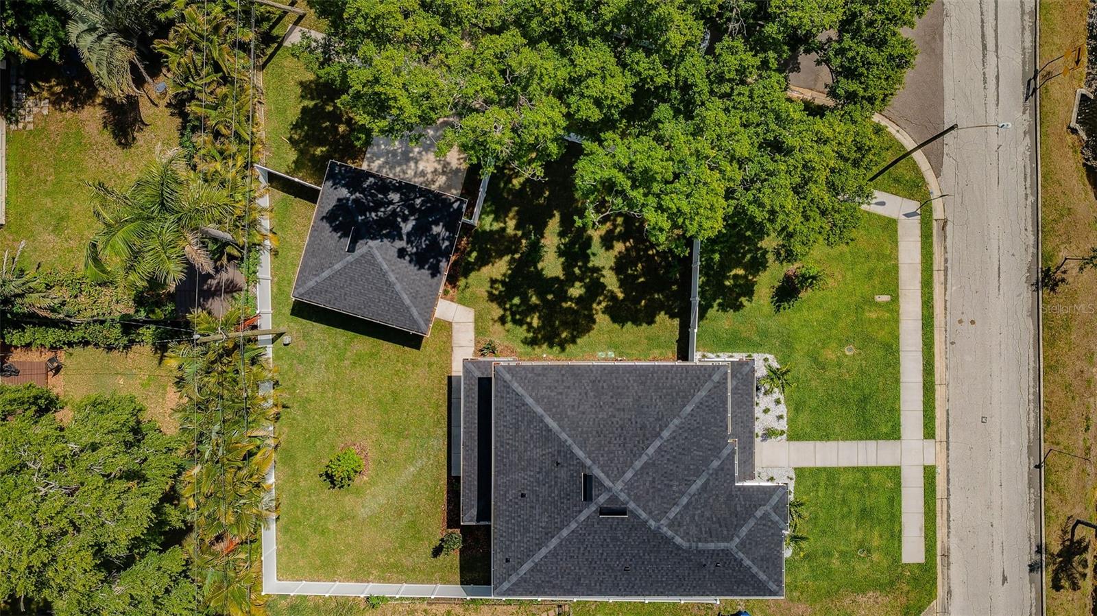 Image 46 of 50 For 1701 25th Avenue N