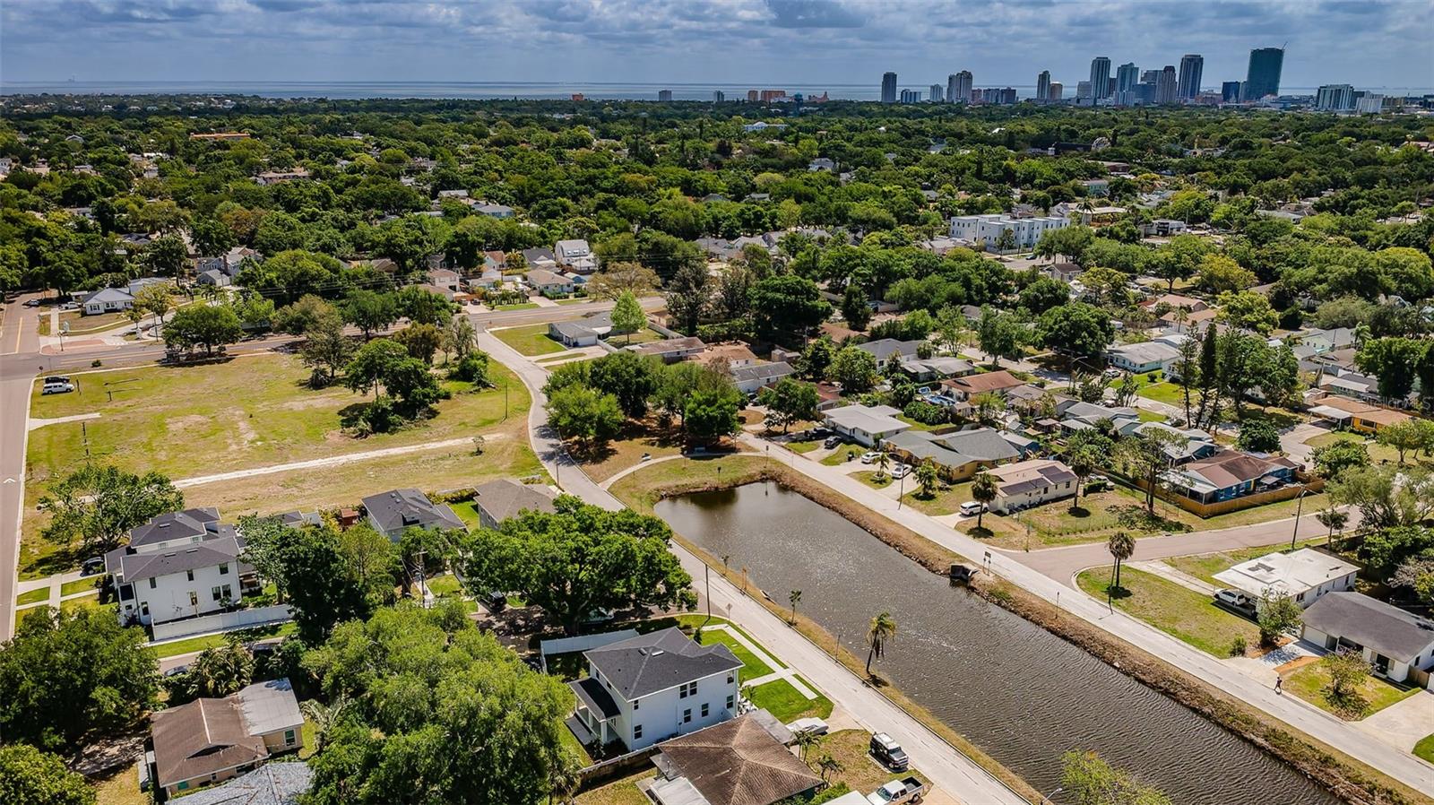 Image 48 of 50 For 1701 25th Avenue N