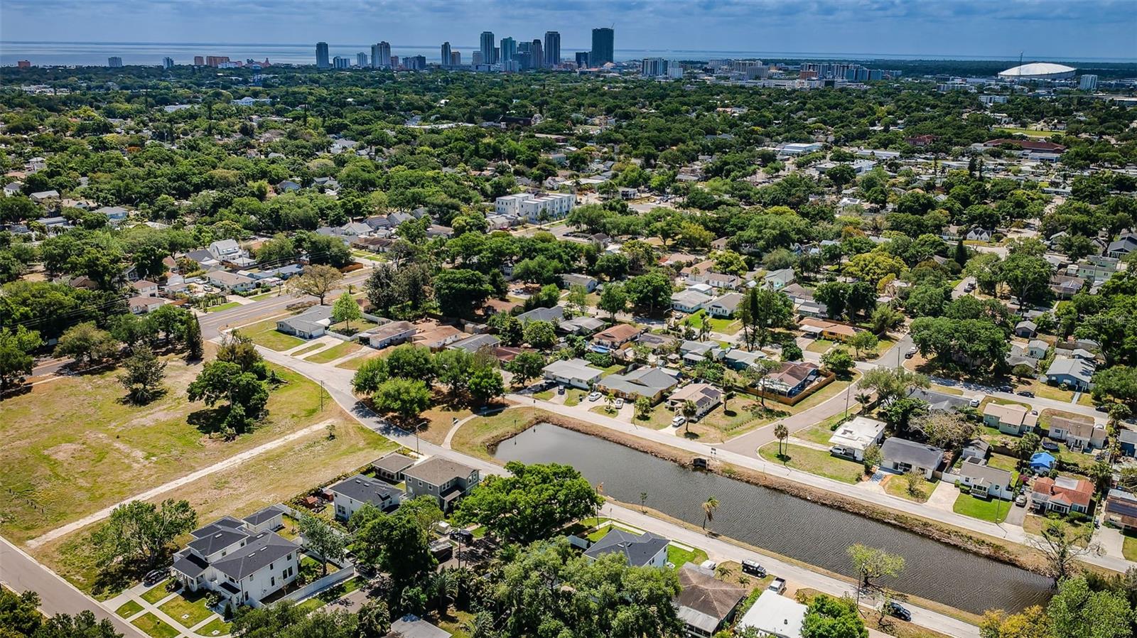 Image 49 of 50 For 1701 25th Avenue N