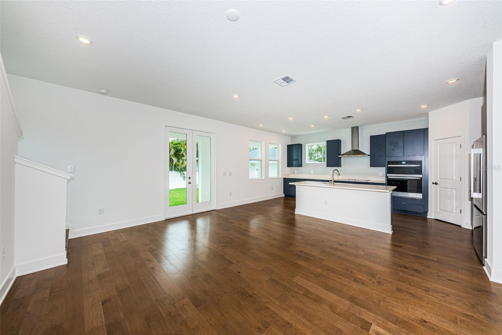 Image 8 of 50 For 1701 25th Avenue N