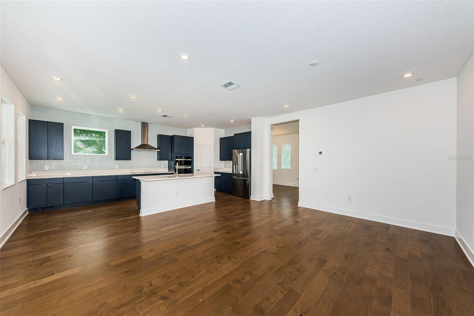 Image 9 of 50 For 1701 25th Avenue N