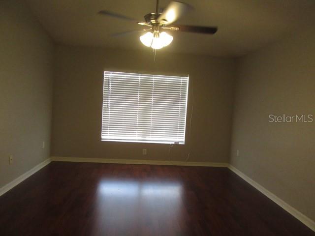 Image 11 of 33 For 23113 Emerson Way