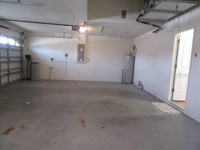 Image 28 of 33 For 23113 Emerson Way