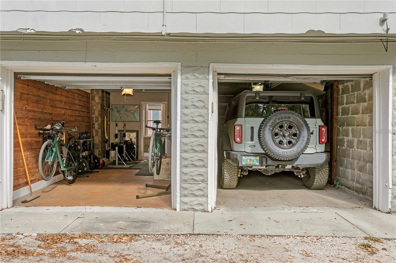 Listing photo id 54 for 802 Dartmoor Street N