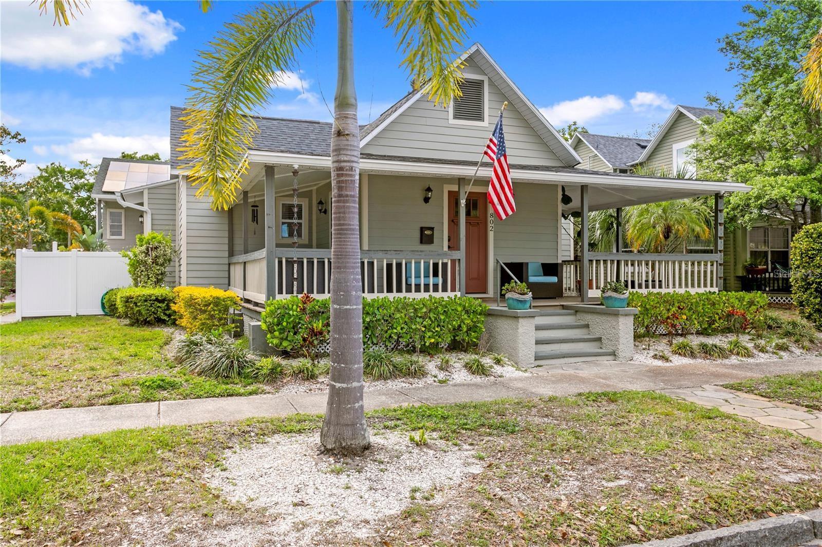 Listing photo id 71 for 802 Dartmoor Street N