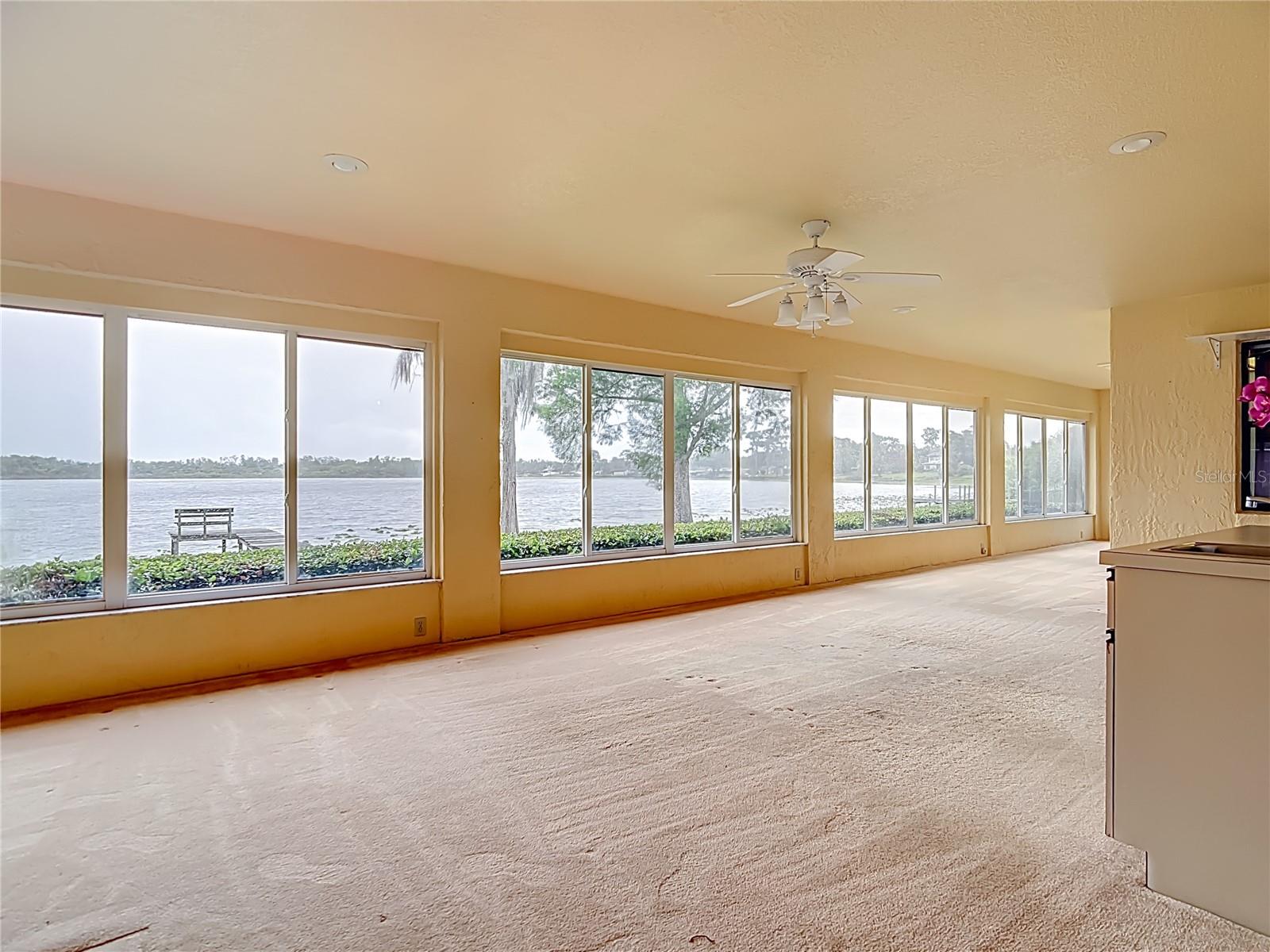 Image 12 of 48 For 247 Lake Pansy Drive