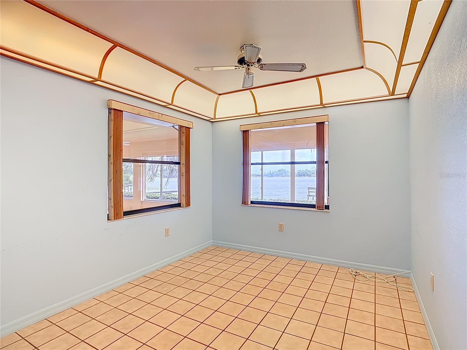 Image 26 of 48 For 247 Lake Pansy Drive