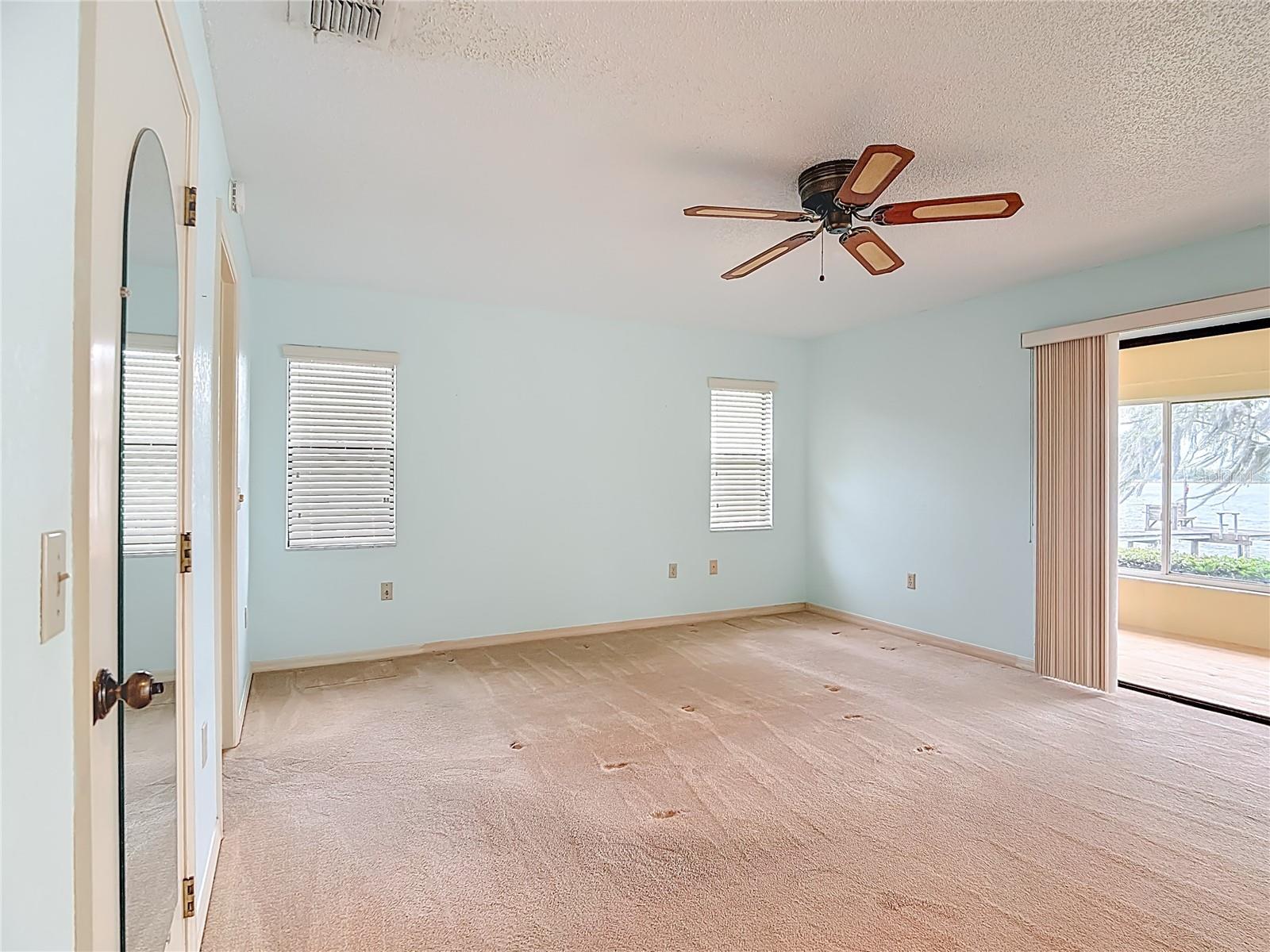 Image 29 of 48 For 247 Lake Pansy Drive