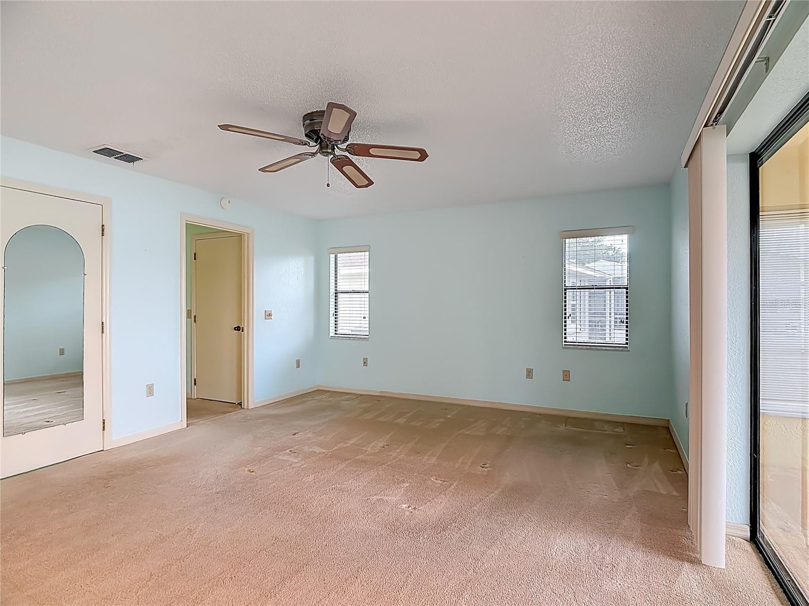 Image 30 of 48 For 247 Lake Pansy Drive