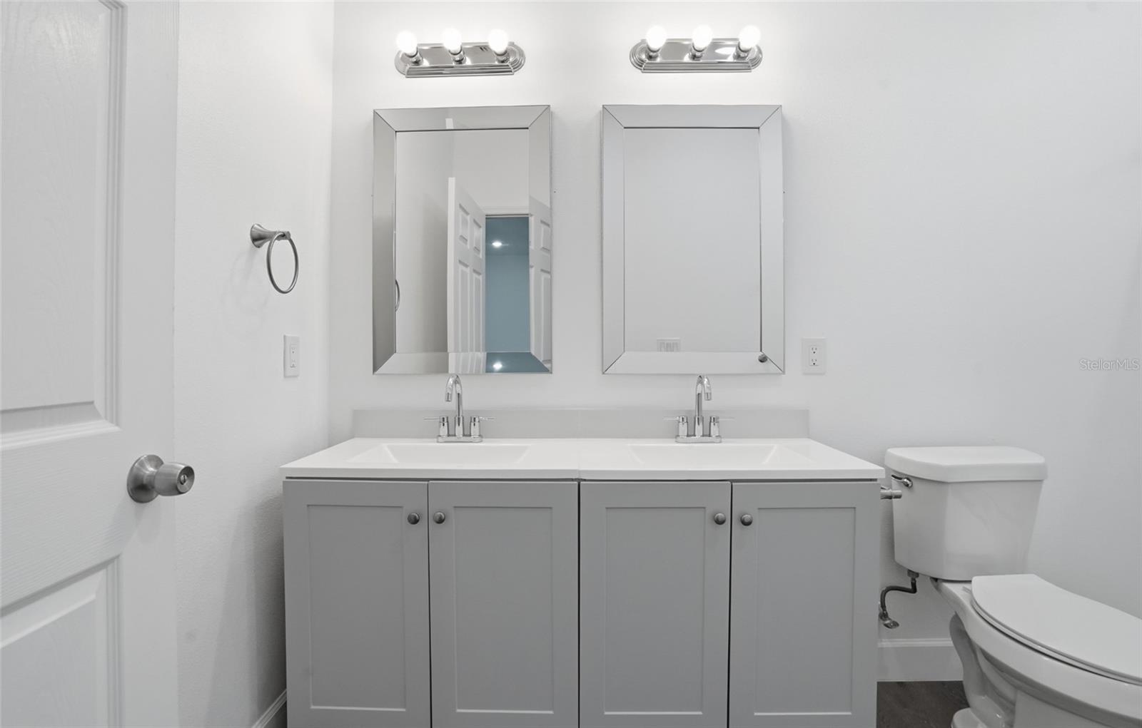 Image 18 of 41 For 1535 13th Street S