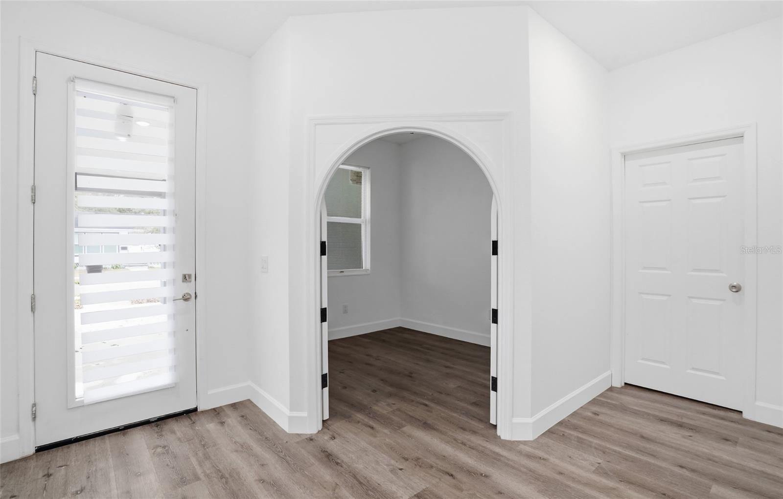 Image 30 of 41 For 1535 13th Street S