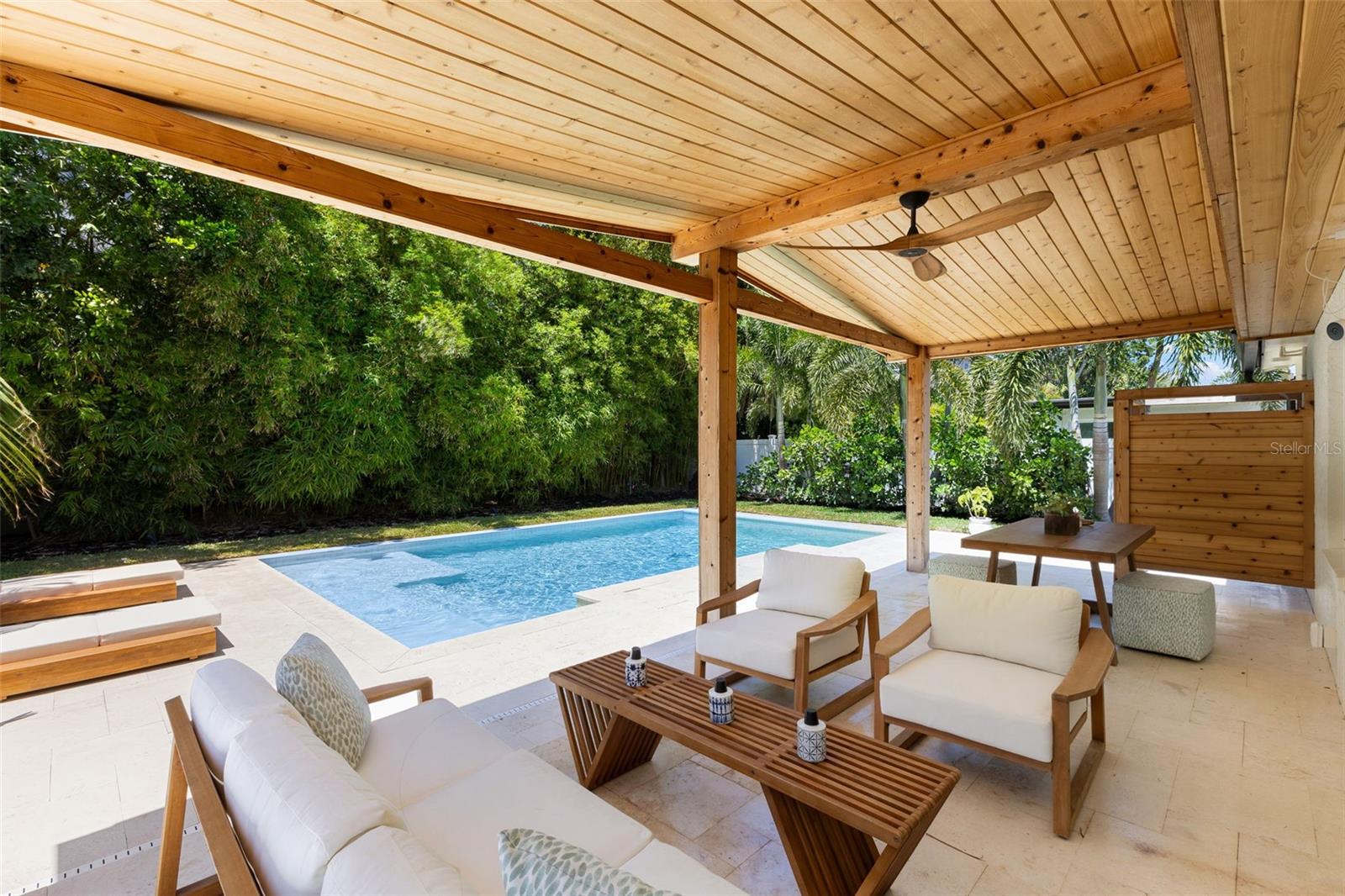 Image 47 of 67 For 4618 Bayshore Boulevard Ne