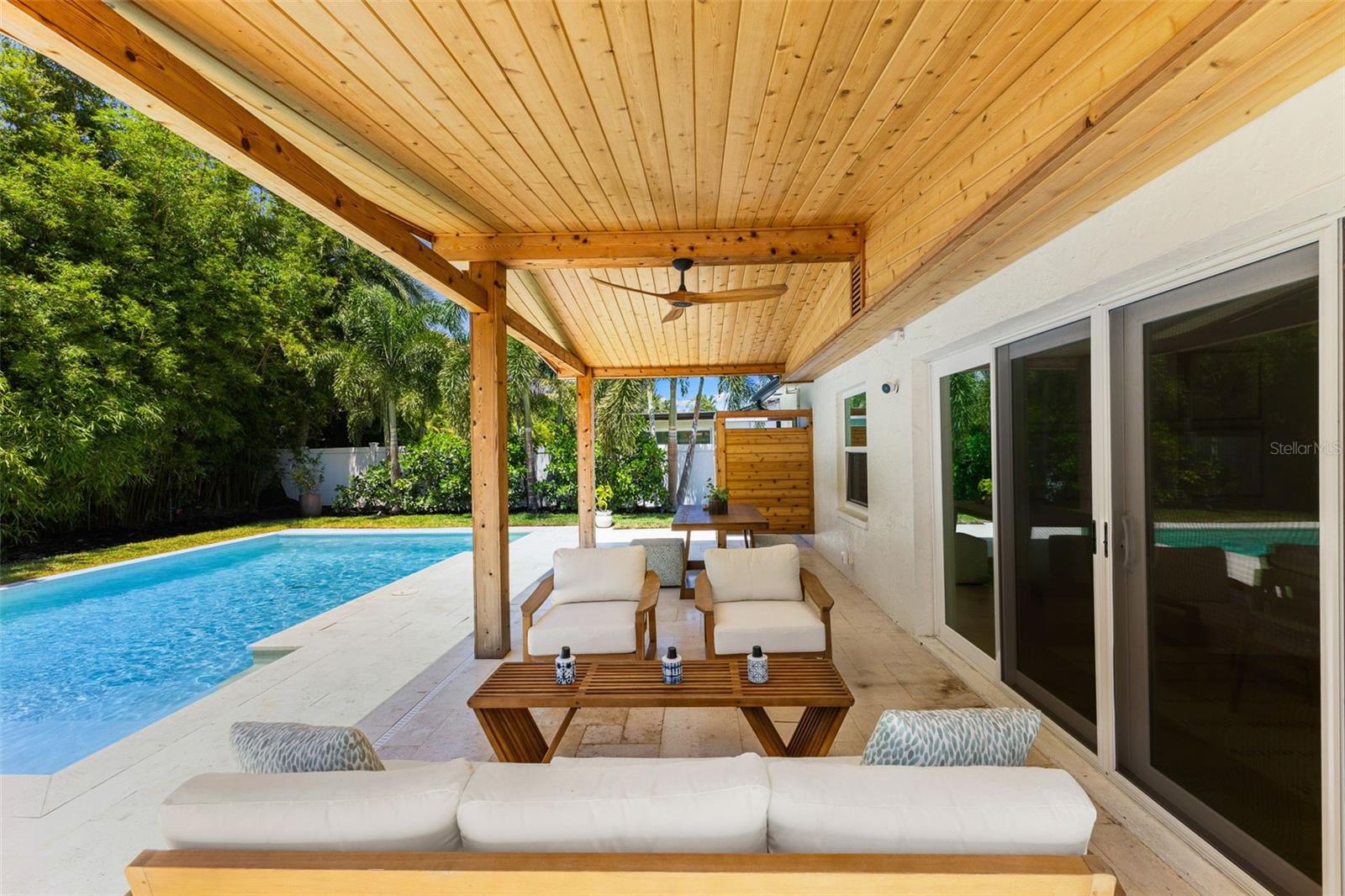 Image 50 of 67 For 4618 Bayshore Boulevard Ne