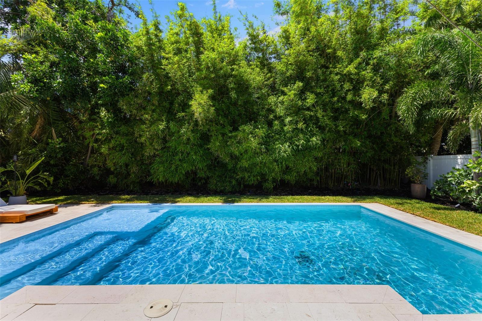 Image 54 of 67 For 4618 Bayshore Boulevard Ne